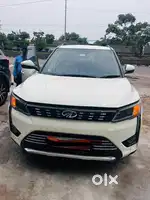 Mahindra XUV300 2021 Petrol 90000 Km Driven