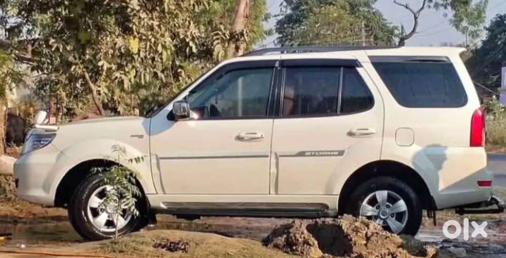 Tata Safari Storme 2015 Diesel Well Maintained