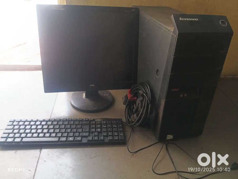 Computer set on low price on just rs 5000
