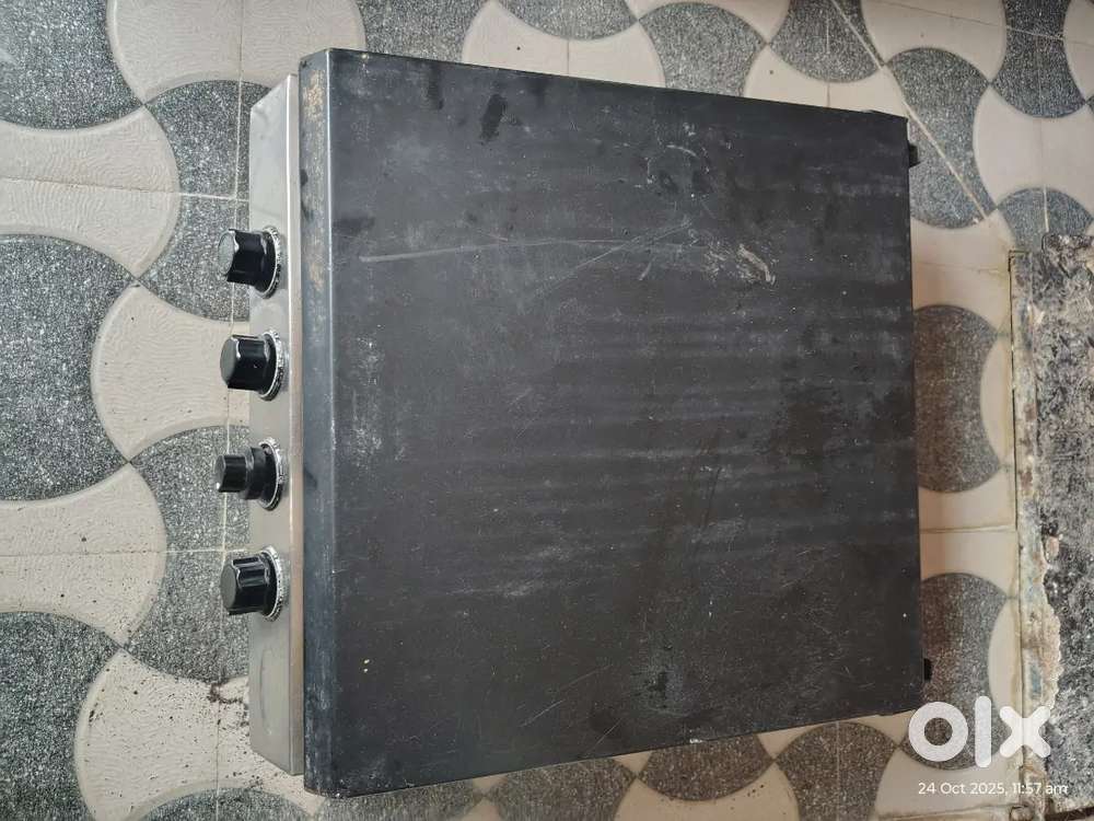 4 BRASS BURNER GAS STOVE