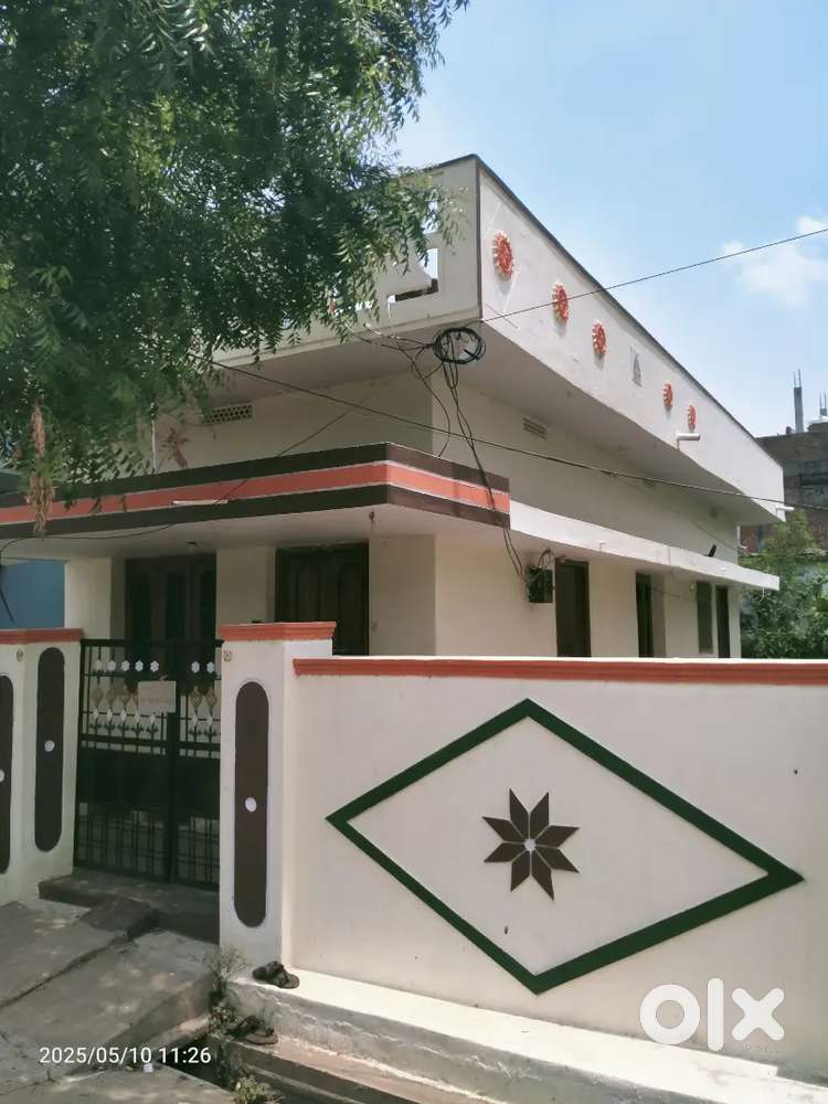 Independent House with all eminities in a decent colony for rent