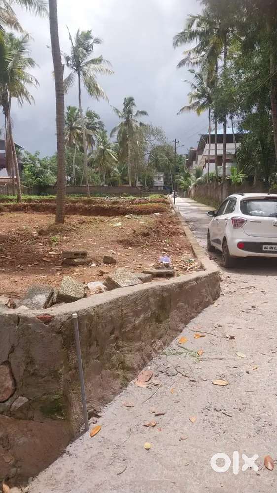 Plot for sale in malayankeez