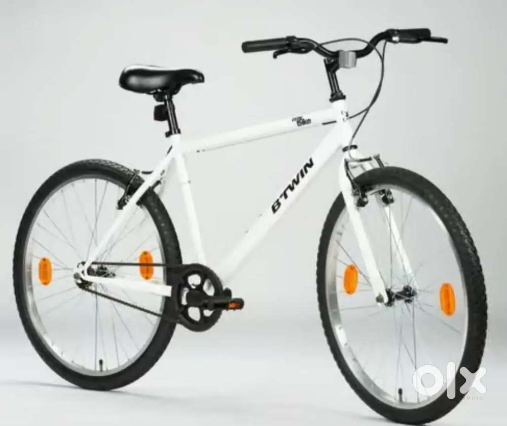 GOOD CYCLE NO ANY SCRATCHES ONLY 1 WEEK USED