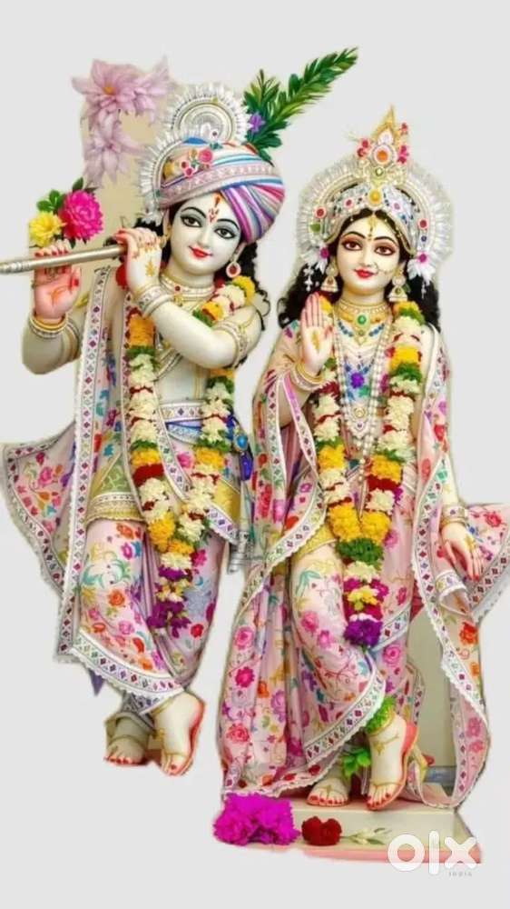 Pg ke liye 2girls ja 2 boys chahyia