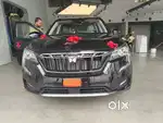 XUV7OOAX7L 6 SEATER