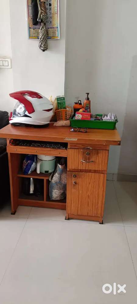 Computer/Study Table