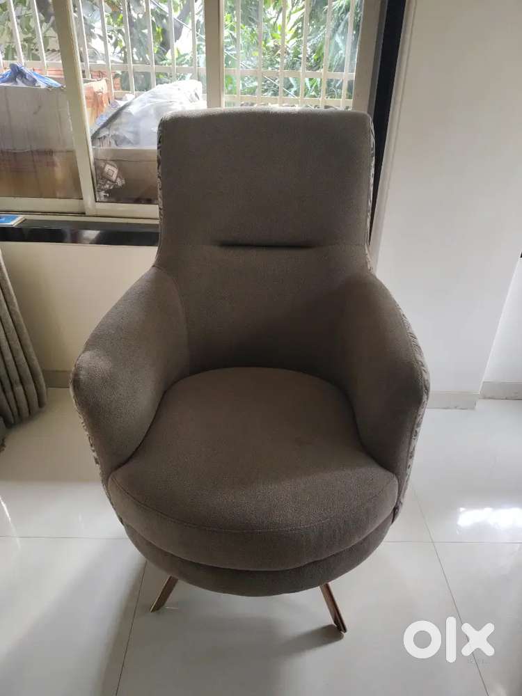 Magic 360 Revolving Chair