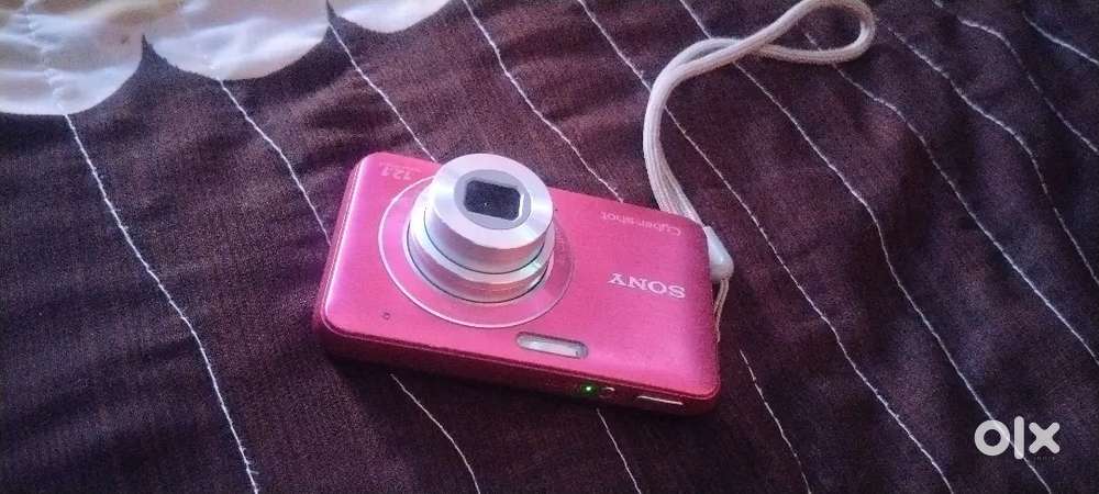 New Brand camer in pink colour