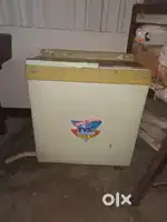 Semi automatic washing machine