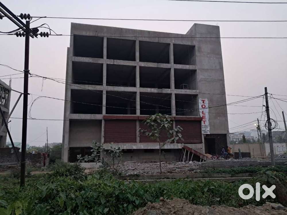 Get prime property at Ainthapali for showroom or Shops or Office