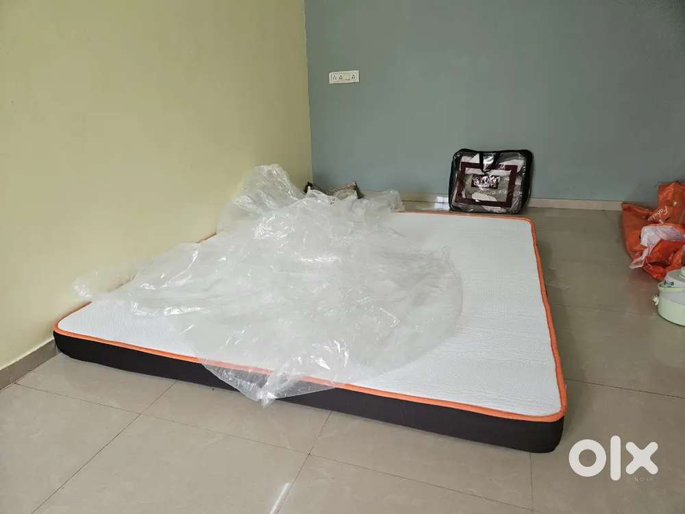 Orthopedic matress (king size) (4month old)
