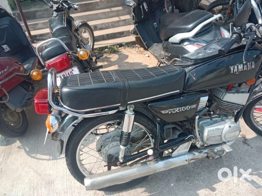 Yamaha RX 100