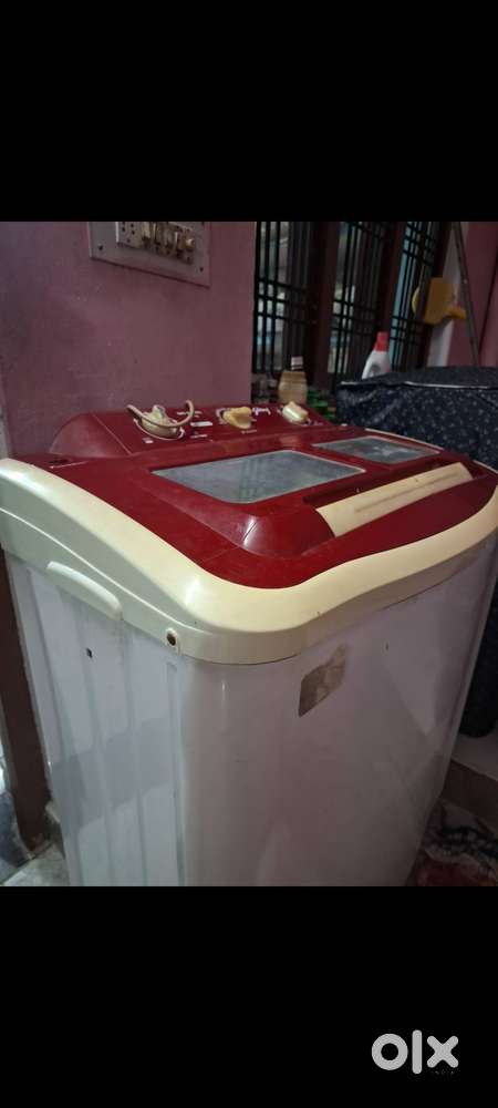 Godrej Semi automatic Washing machine