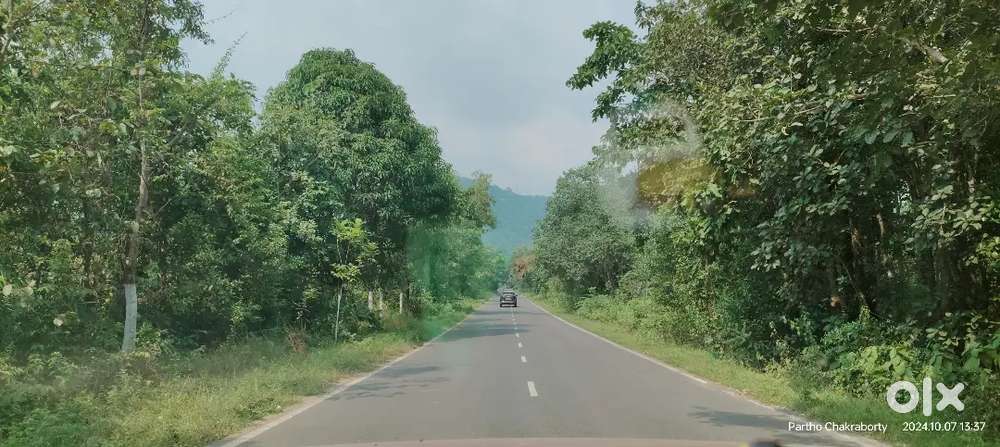 10 decimals of prime land available on Bonkati Road, !