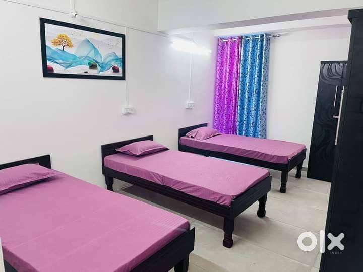 Boy's pg provide by owner in sayajigung