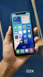 iPhone 11 Back glass cracked 128gb