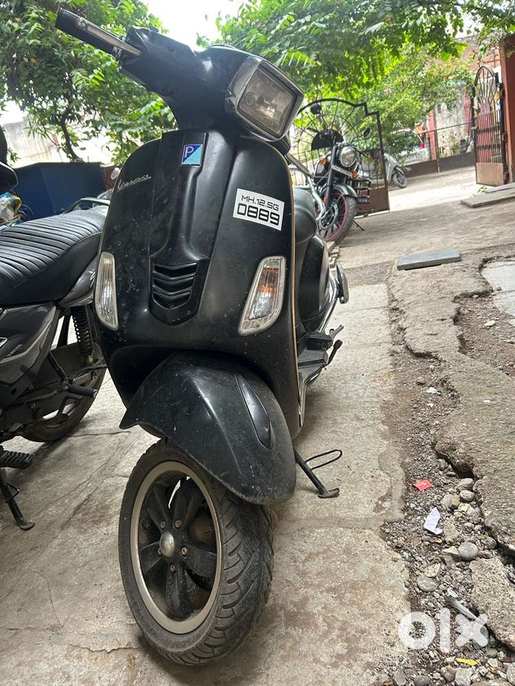 Premium smooth scooty maintained well