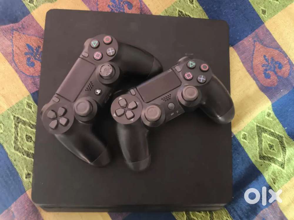I am selling my PS4 slim 2tb 9.00 version
