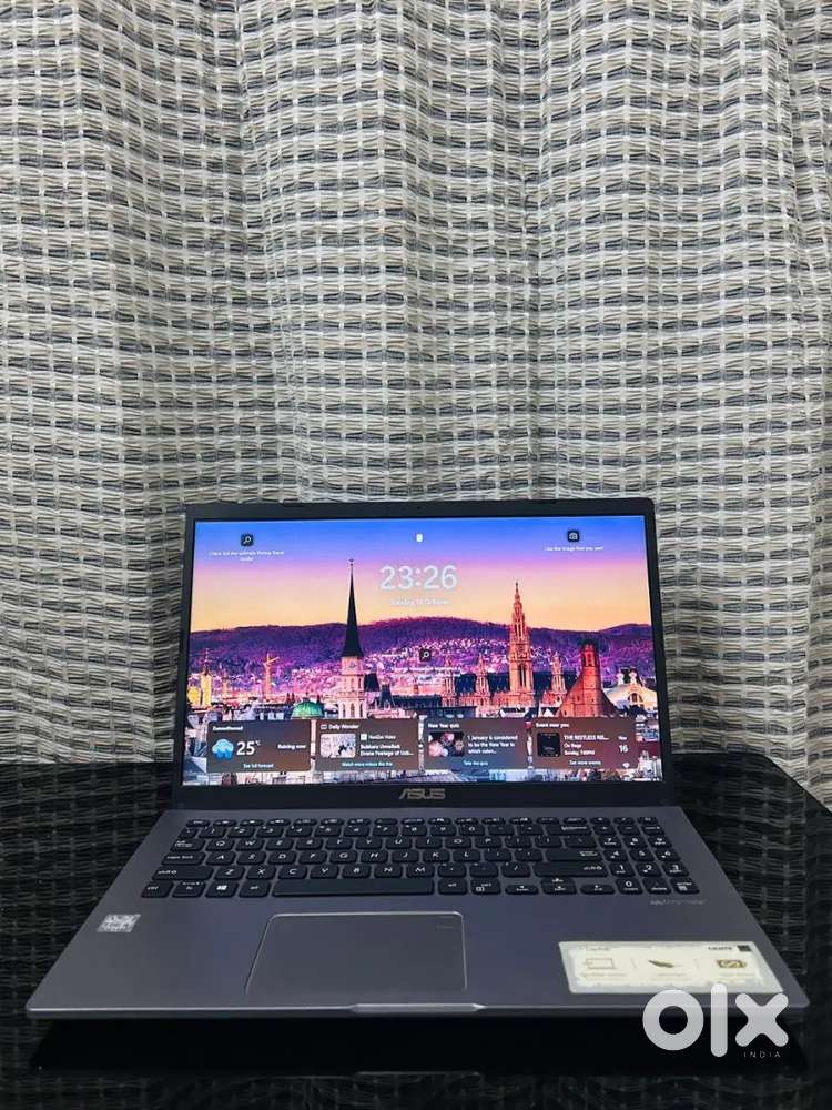 ASUS LAPTOP (Good Condition)