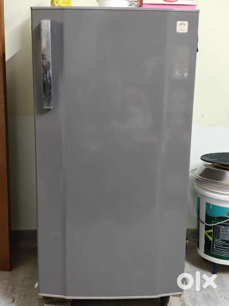 Fridge New Condition and working