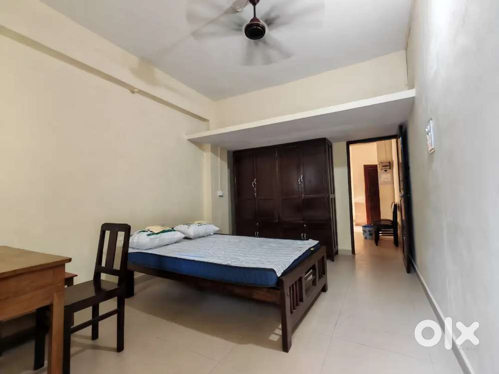 Situated in the Heart of Margao on Abade faria road.
