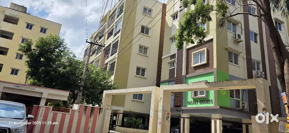 3 Bed Room Fully Furnished Flat with SUV Car Parking