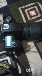 Camara bhechna hai