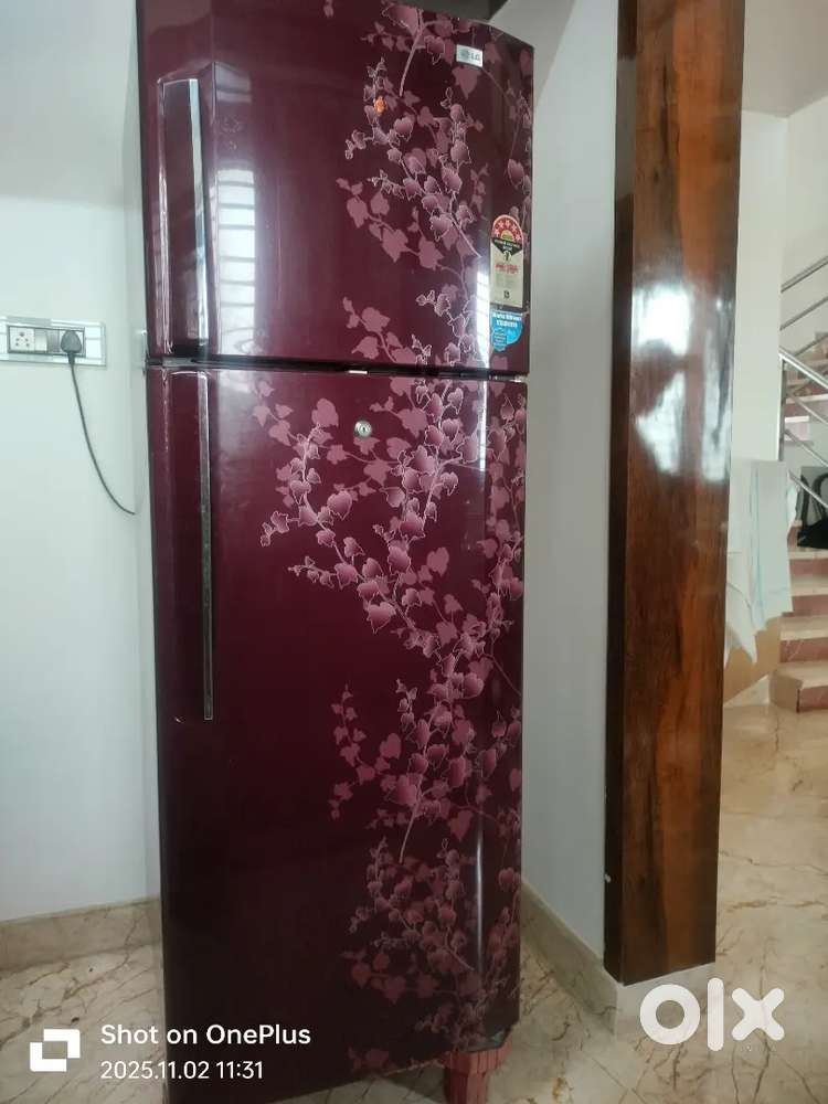 LG REFRIGERATOR