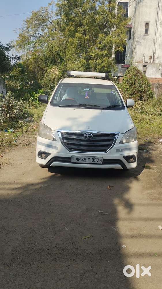 Toyota Innova 2015 Diesel Well Maintained