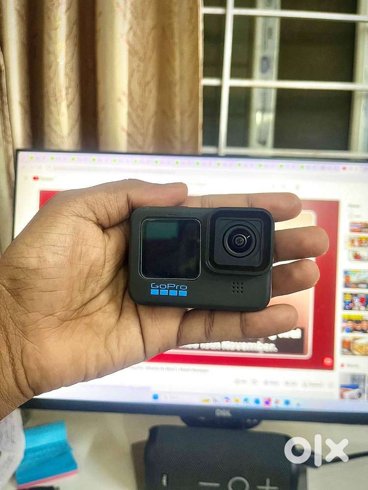 GoPro Hero 11 Black with Batteries, Charger & Mounts – Like New!