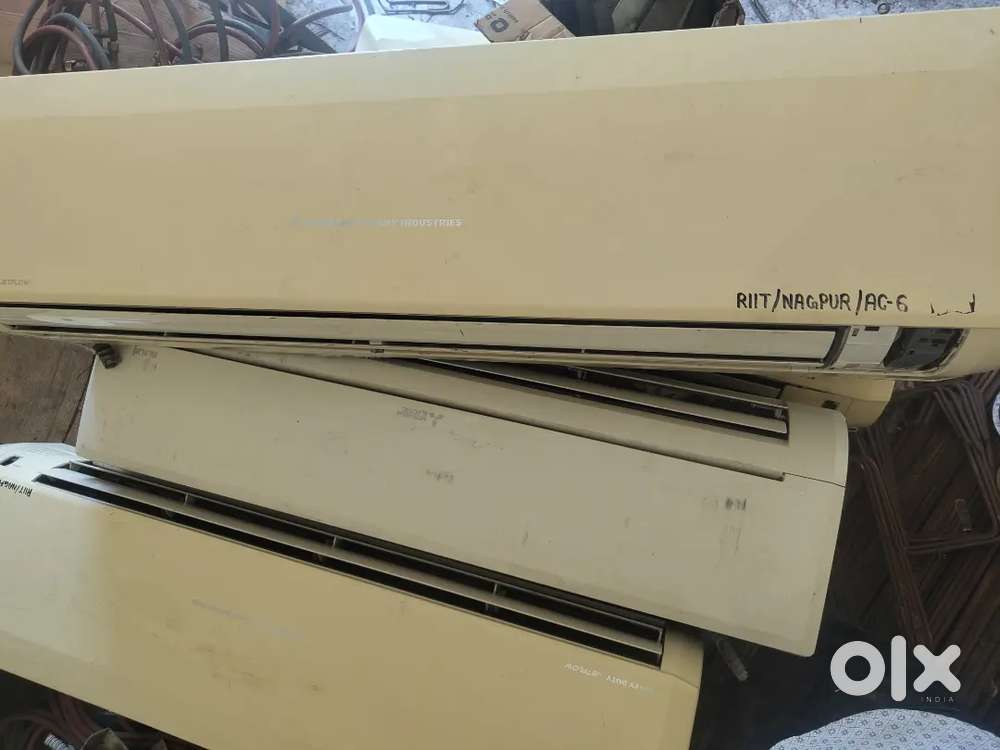 Mitsubishi 2 ton ac 12 pic