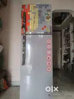 Electrolux Double door 280lits gross