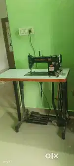 Tailoring machine with motor good conditions