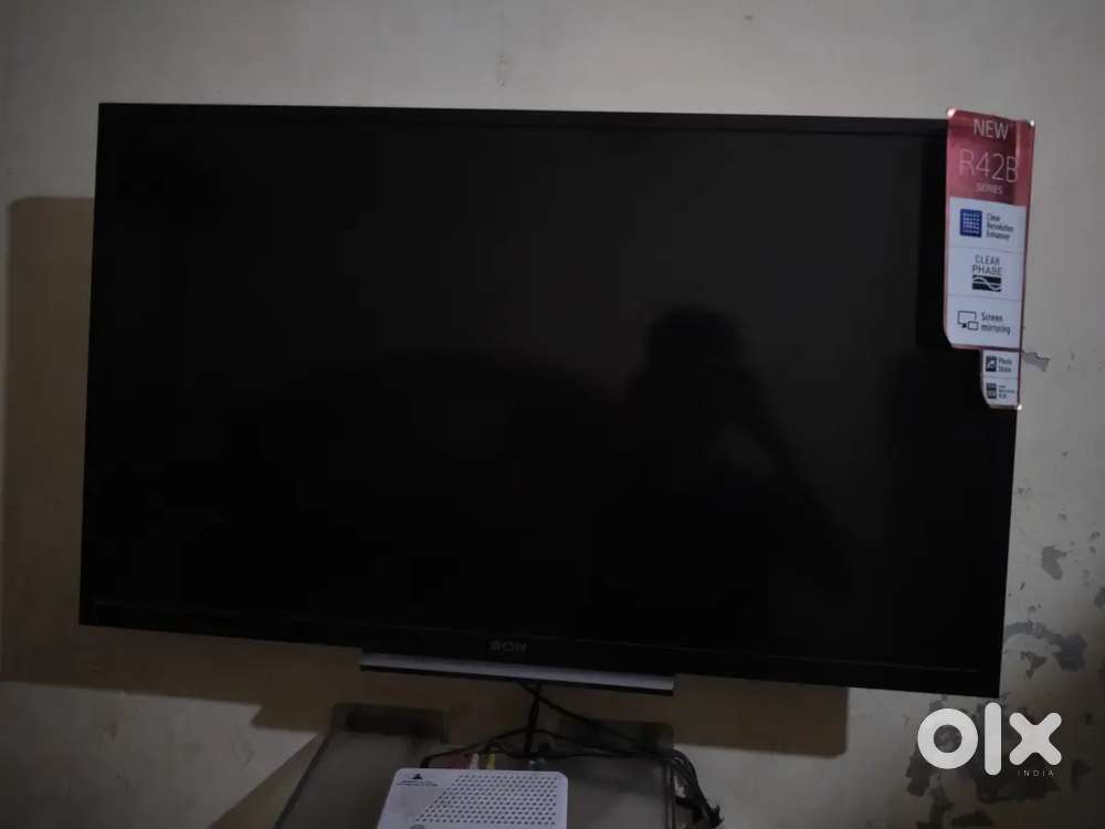 My TV is of sony company smart tv and it is of 32 inch Fully working