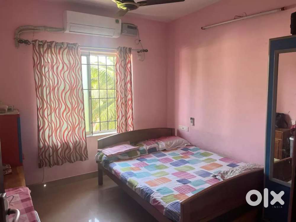 2bhk furnished flat at kavoor near main road for bachelor's and famaly