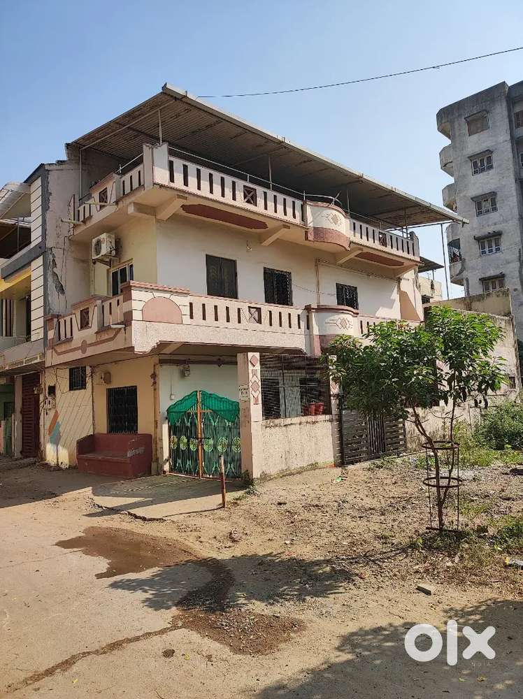 House for rent in Kamal Park Society on Station Road