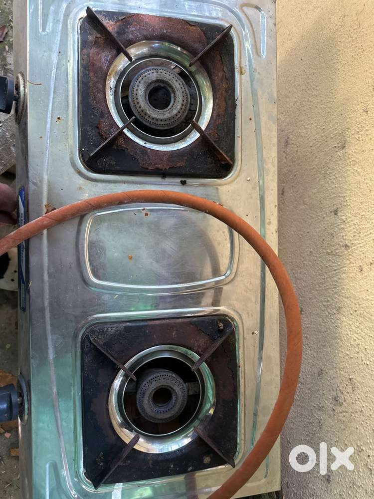 A gas stove with 2 burners
