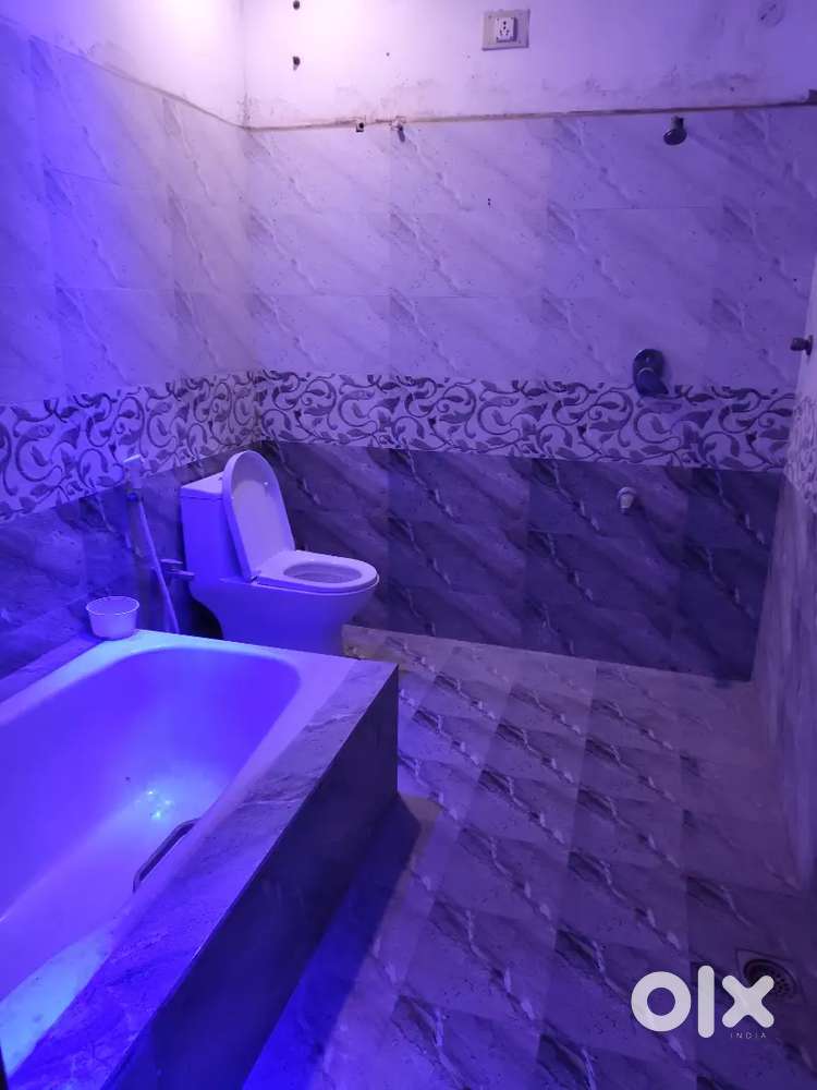 Single room with bathroom toilet for rent