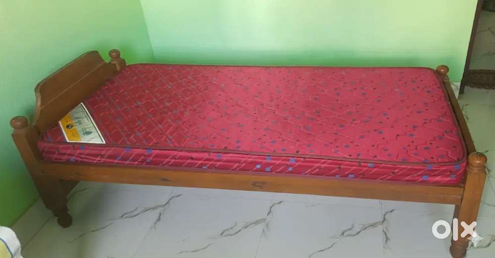 Single Palang 3x6 with Centuary Mattress