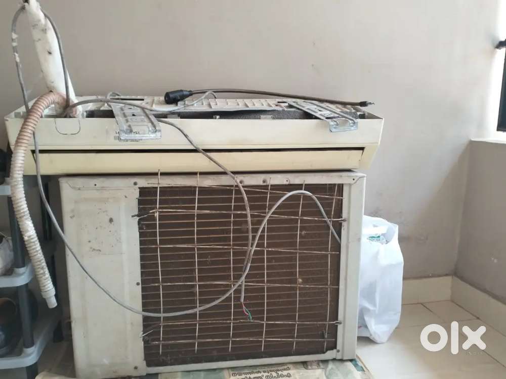 Lg ac back side fan compressor