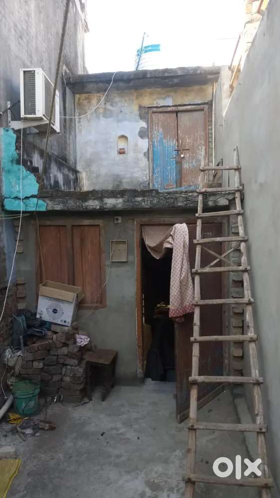 20 gaj makan jaspur 3 manzil safrate