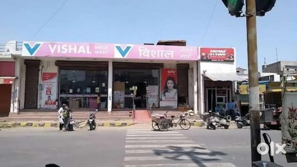 New job hiring in Vishal mega Mart shopping mall girls and boys need