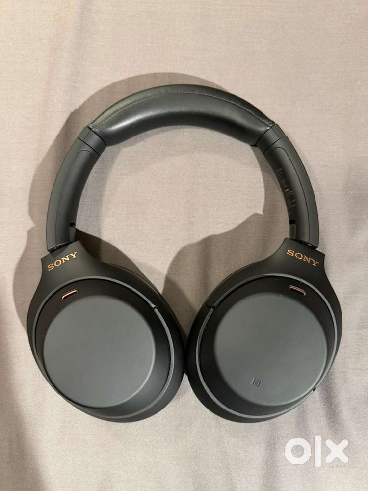 Sony WH1000XM4 - Flawless Condition