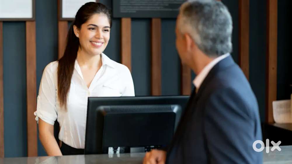 HOTEL में लड़के और लड़कियों की काम करने के लिए !!