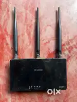 DLINK DIR819 MINT CONDITION ROUTER