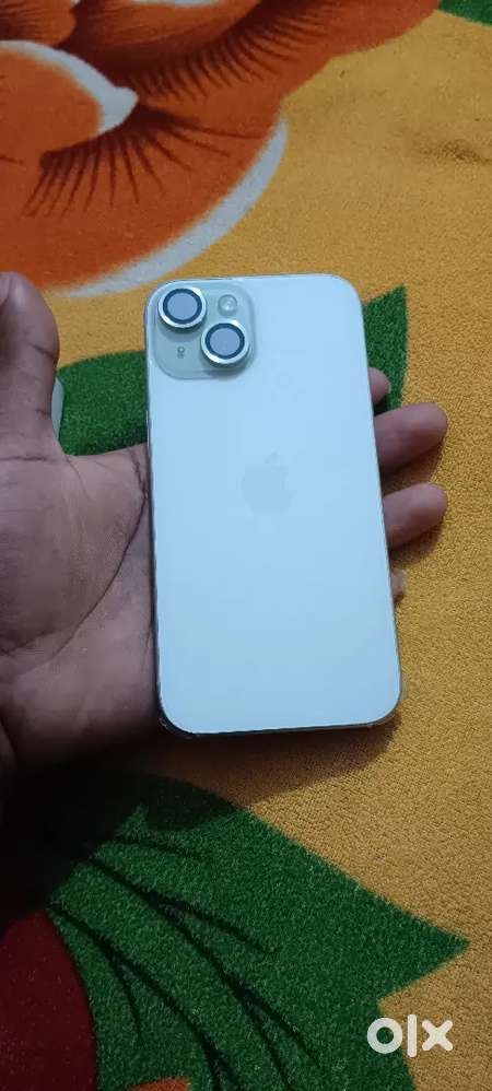 iPhone 15 battery 87% health koi problem nahi hai