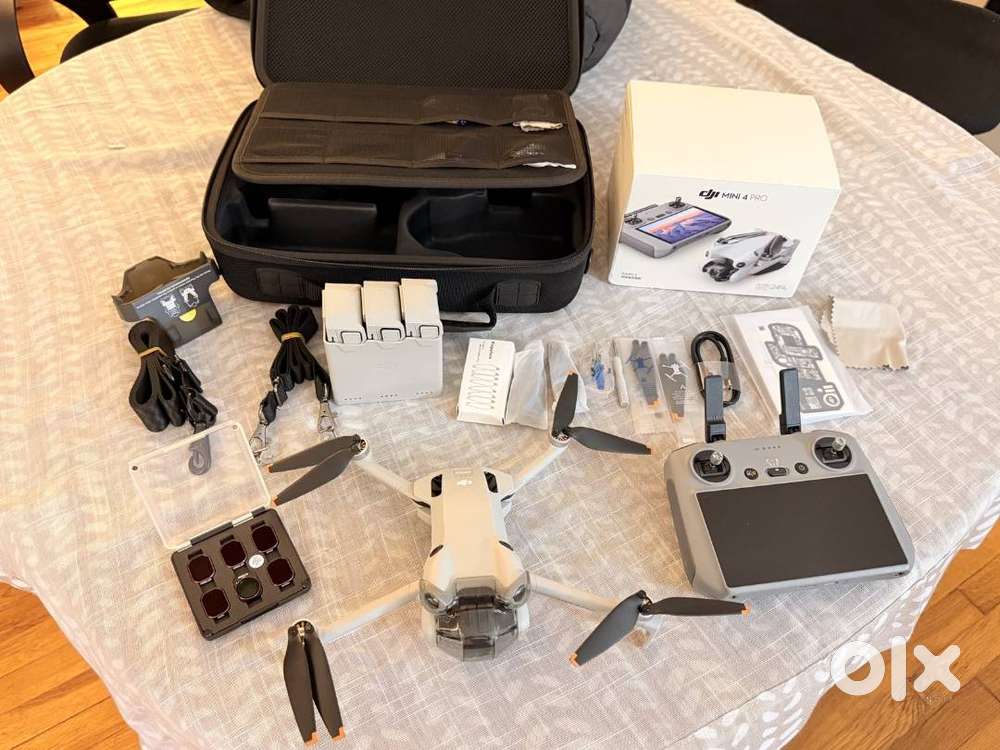 Dji mini 4 pro fly more combo 3 - Batterys , Rc2 remote, nd filters ,A