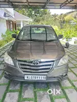 Toyota Innova 2.5 V 7 STR, 2013, Diesel