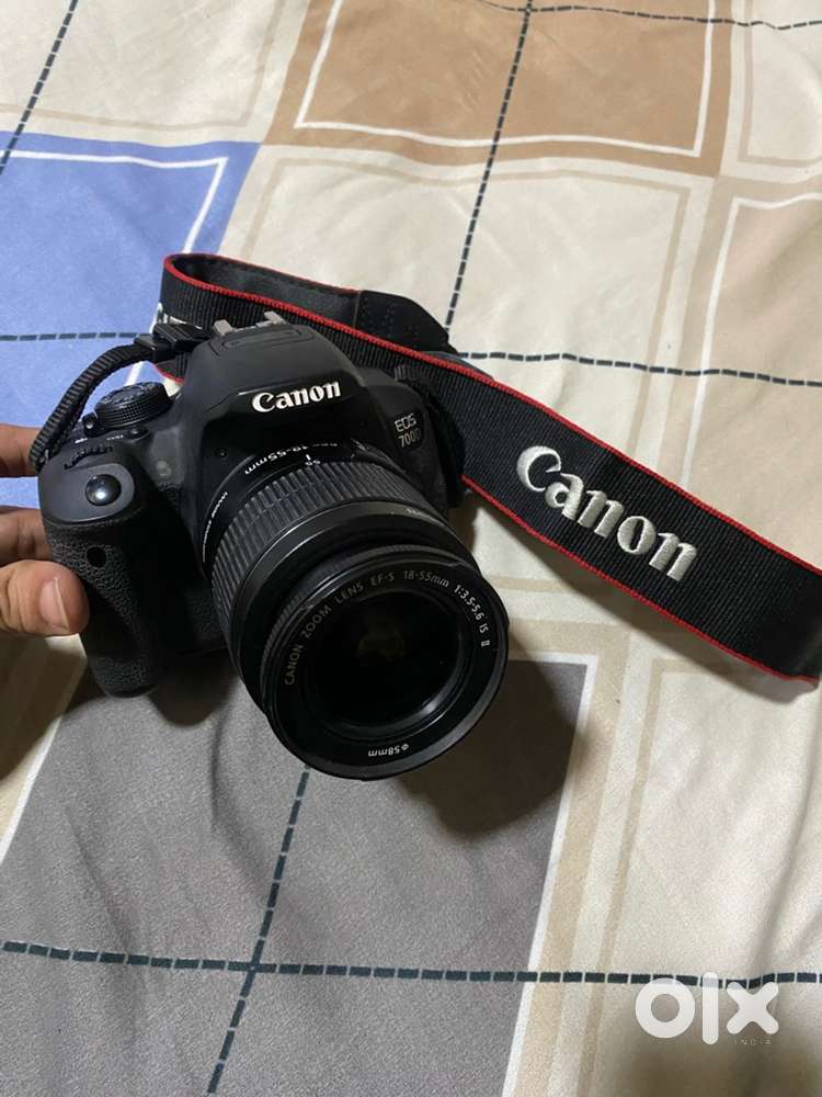 Canon EOS 700D
