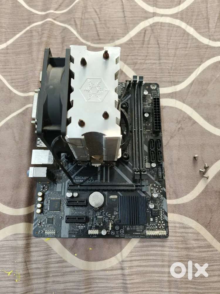 intel i3 9100f + gigabyte H310m motherboard + cpu cooler